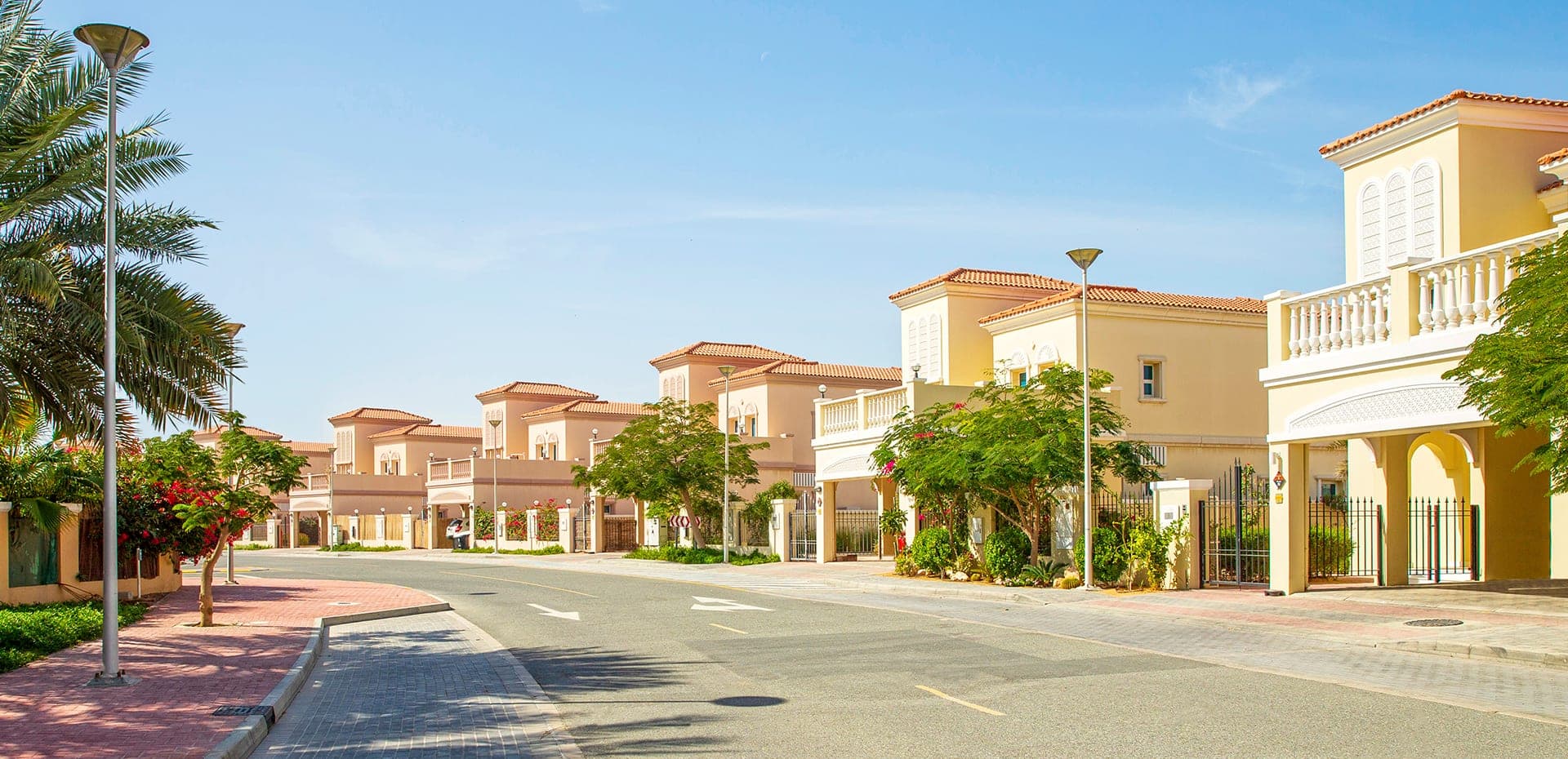 Jumeirah Village Triangle — Established Nakheel village of villas and townhouses, with apartment plots along its edges